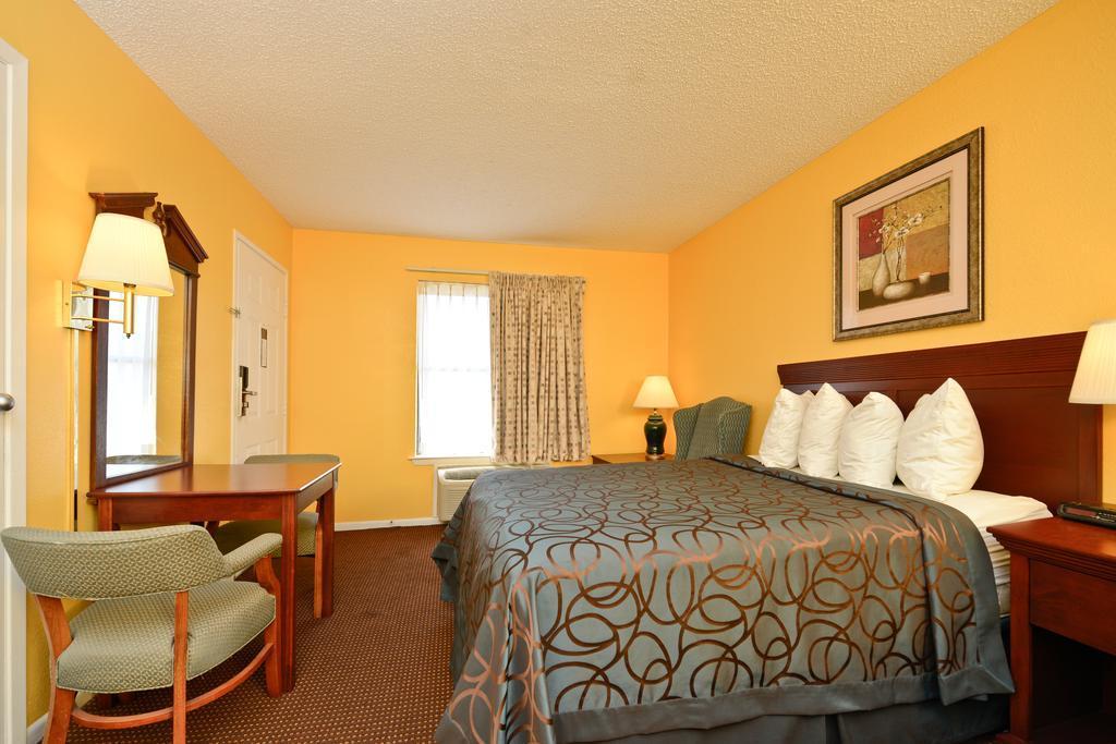 Hotel Econo & Fulton - 3*