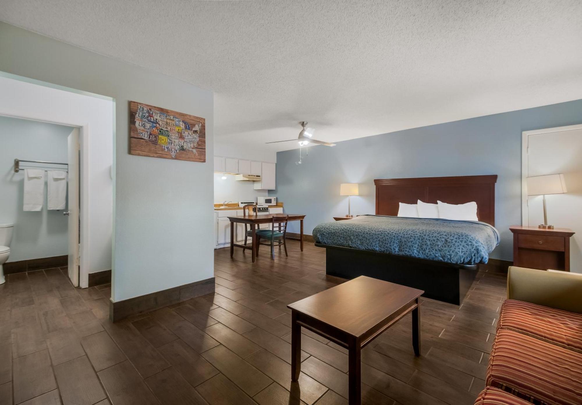 Econo & Fulton - Hotel Rockport