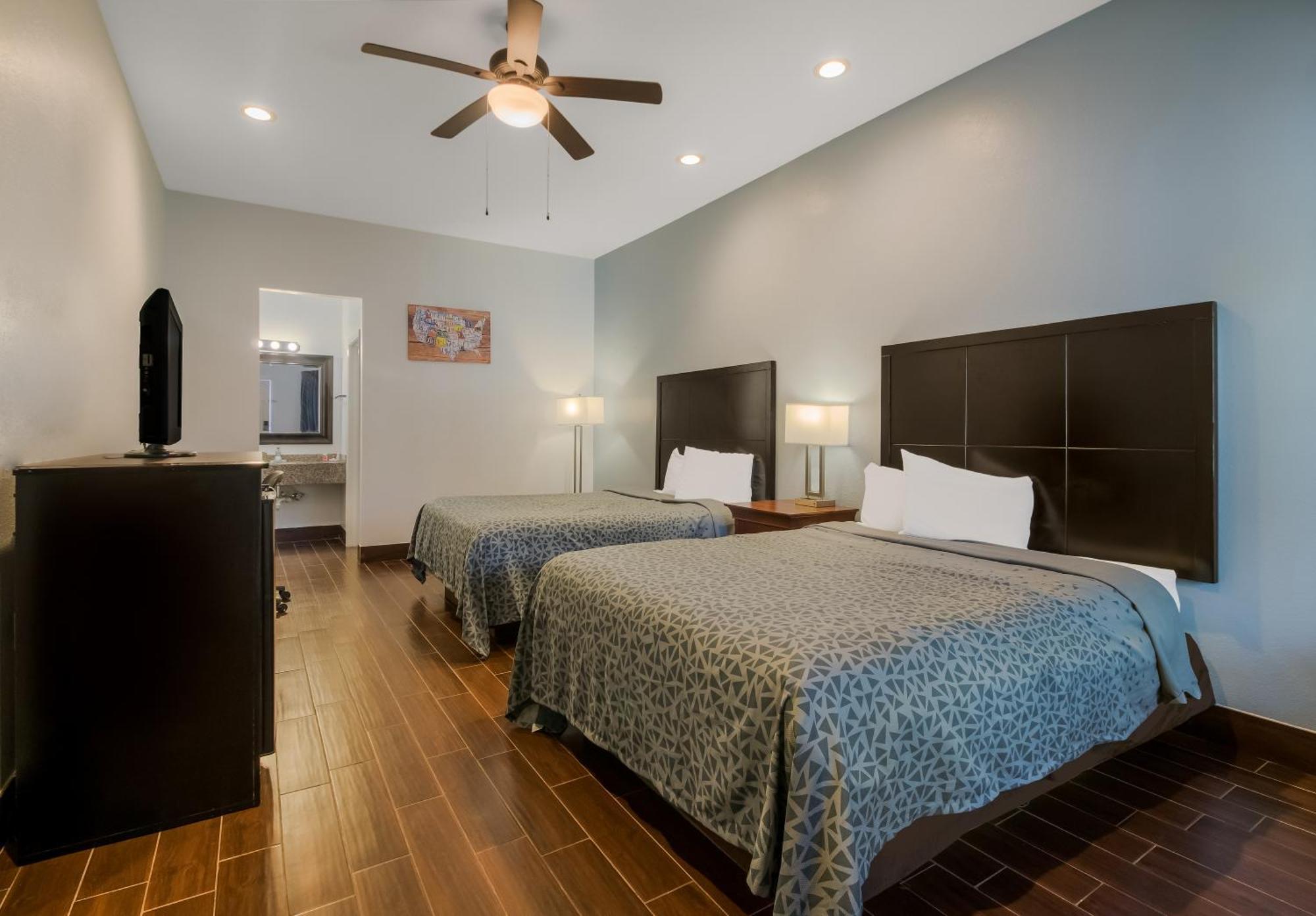 Econo & Fulton - 3* Rockport