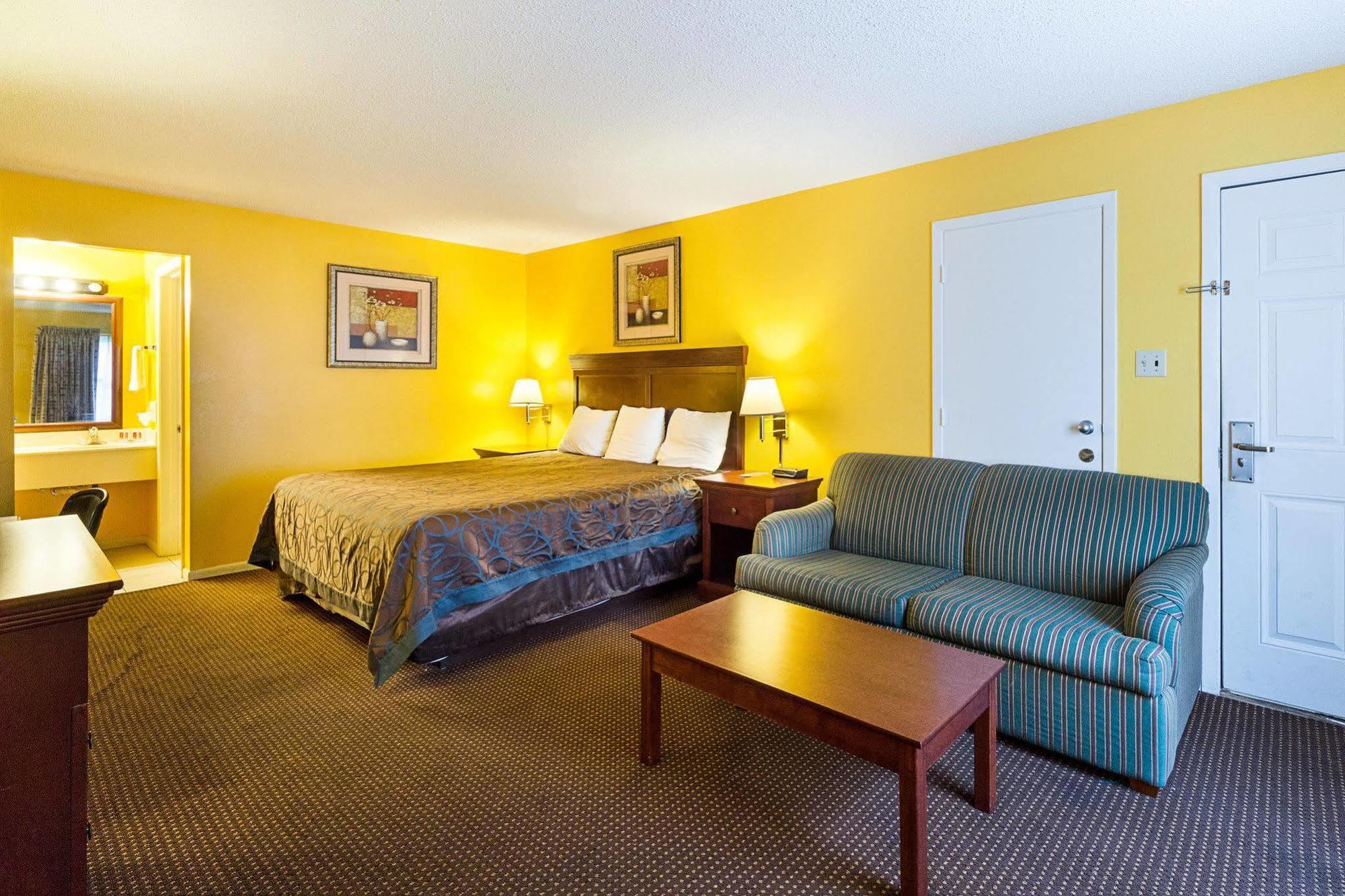 Econo & Fulton - Hotel 3*